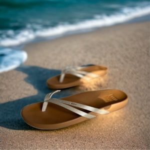 Reef Cushion Spring Joy Champagne Gold size 8